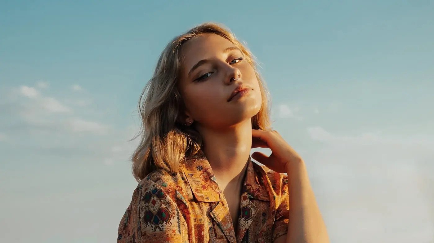 Φτιάξε το τέλειο look σαν να γύρισες μόλις από την παραλία!